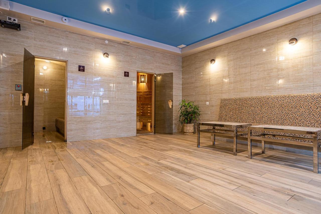 Amarena Spa Hotel: Mountain Retreat with Wellness Amenities Bukovel Exterior photo